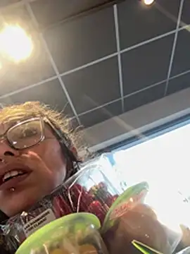 Онлайн чат XXX Amani_thewolf