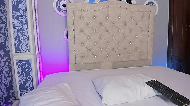 Chat XXX en directo de emma_pink__