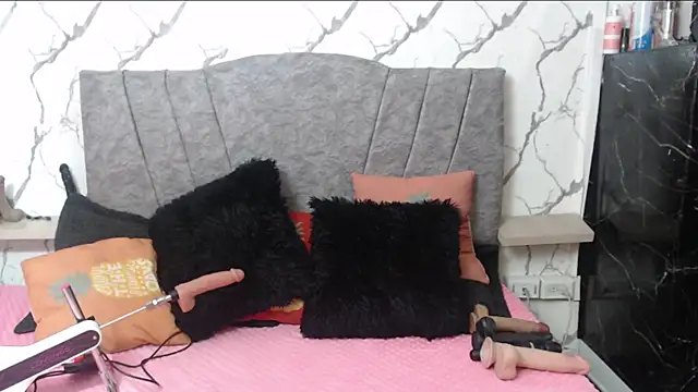 VIOLETTA-HOTのライブXXXチャット