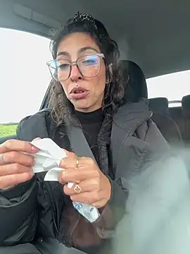 Amani_thewolf Chat XXX in diretta