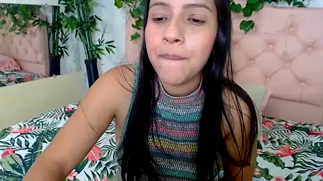 zara_cute live XXX chat