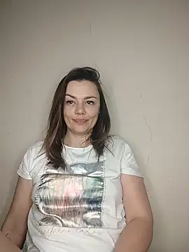 Онлайн чат XXX KrissSexi