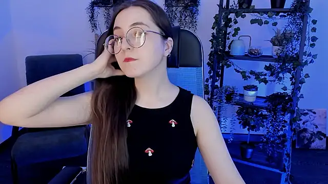 دردشة VirtuallVoyant الجنسية المباشرة