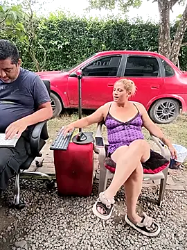 hotandfierylatinos2023 élő XXX-chatje