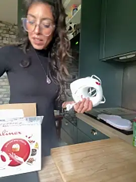 Amani_thewolf Chat XXX live