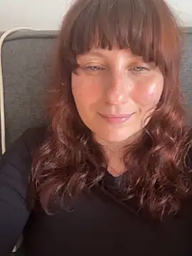 XXX chat uživo modela talisma