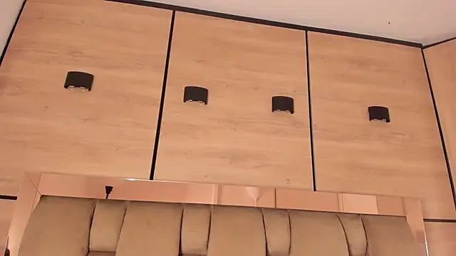 Онлайн чат XXX karol_lewiss