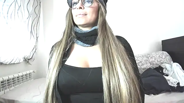 XXX chat uživo modela CristalDivine