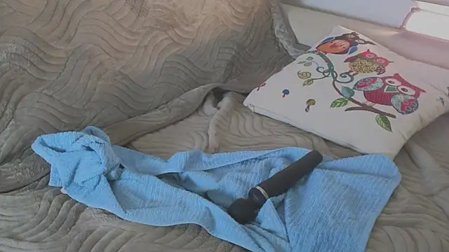 DemiDee élő XXX-chatje