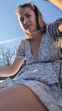 Živý XXX chat Risky_julia2330