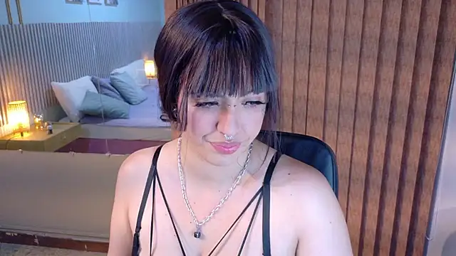 Chat +18 de Eli666uwu ao vivo