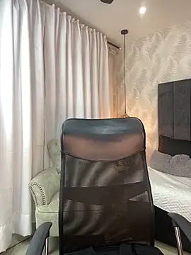 Auri__'s Live XXX Chat