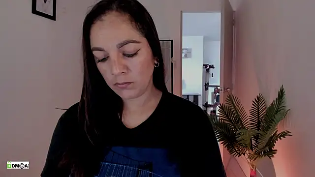 urcute_kitten Chat XXX in diretta