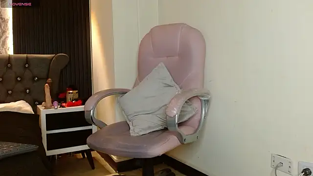 Lolagolden1 – Naživo XXX chat