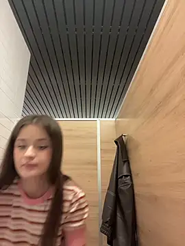 KittyQueeny Adlı Modelin Web Kamerası Şovu