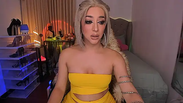 GoddessTransContessa's Live XXX Chat
