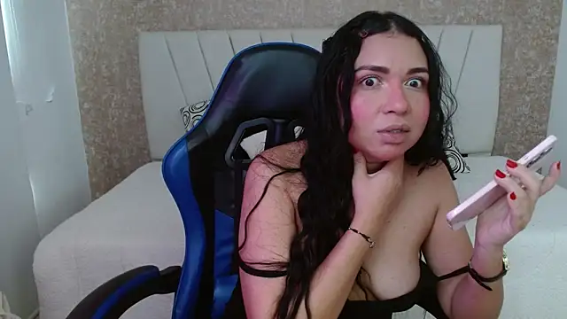 AliceSmity_ – Live XXX-chat