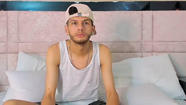 LuckySammer: онлайн-секс-чат