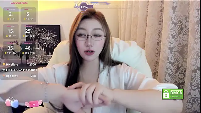 Cute_Mango Adlı Modelin Canlı XXX Sohbeti