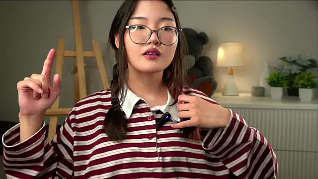 NelleMihalko's Live XXX Chat