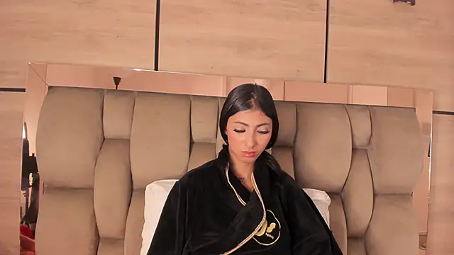 karol_lewiss Adlı Modelin Canlı XXX Sohbeti