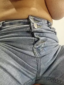 Show modela KamaSons na web-kameri