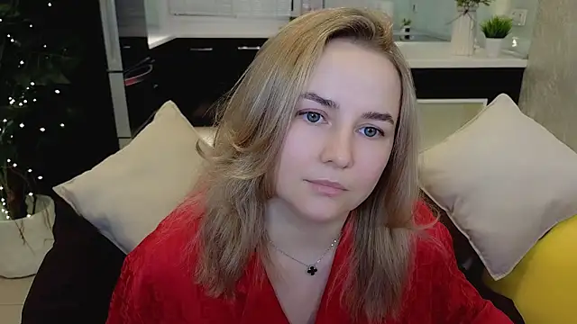 Mira_Mermayd's Live XXX Chat