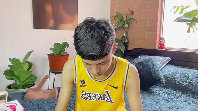 Andy_Belier23's Live XXX Chat