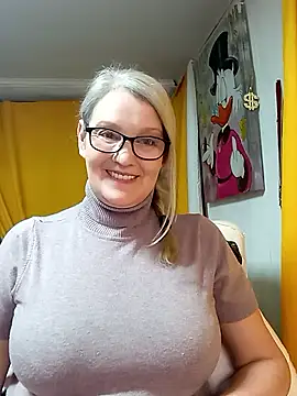 irinamaux Chat XXX in diretta