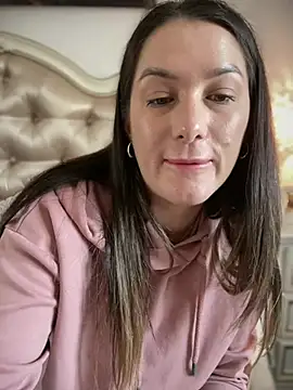 Chatroom XXX en direct de HotXMom_