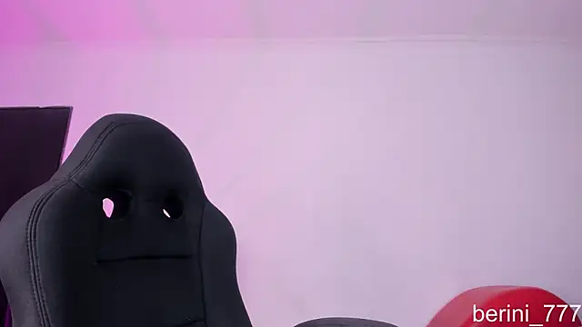 AmberiniHoffman: απευθείας συνομιλία ΧΧΧ