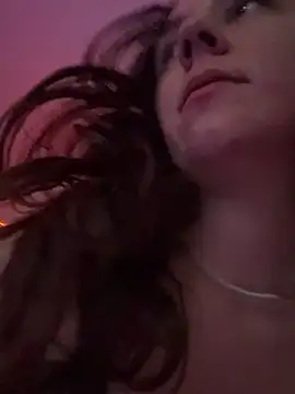 goddessmissmia Show in webcam