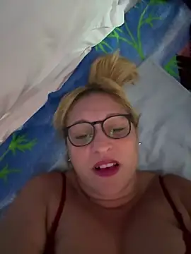 Chatroom XXX en direct de amandachuchuca