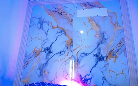 Chat XXX en directo de Naughty_hot01