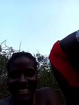 HOSTESS33 即時 XXX 聊天