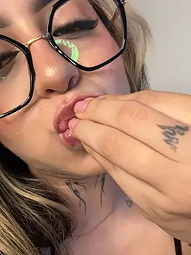 Živý XXX chat CarolQueen1_