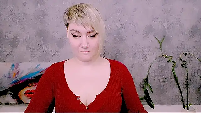 Djullia: απευθείας συνομιλία ΧΧΧ