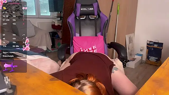 Chatroom XXX en direct de Caliiie-of