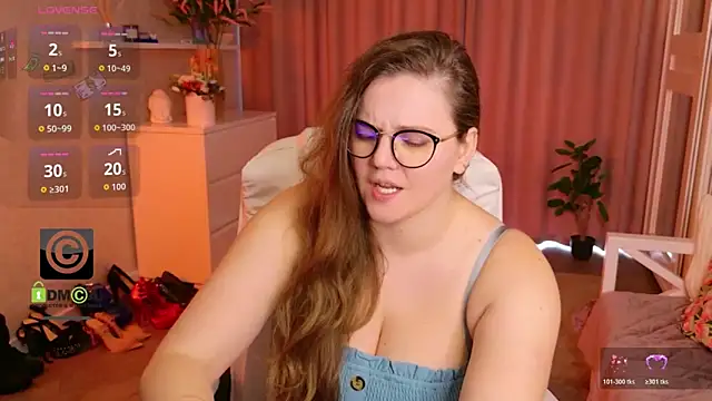 KellyKleine Adlı Modelin Canlı XXX Sohbeti