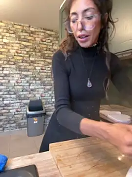 Webkamerová show Amani_thewolf