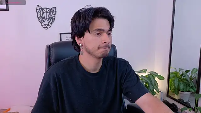 Elian_savoy's Live XXX Chat