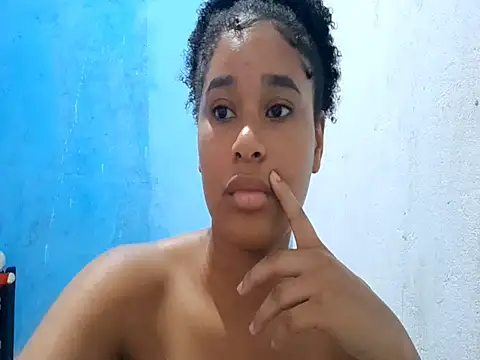 MadelynStamantのライブXXXチャット