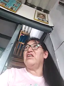 clarita_01 Pertunjukan Webcam