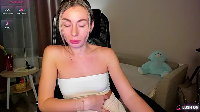 دردشة DannaEvan الجنسية المباشرة