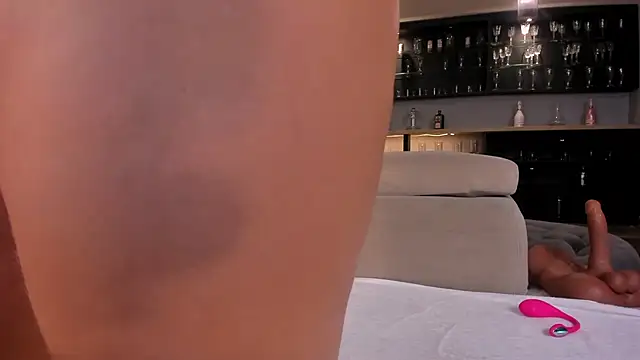 KylaMorrison Adlı Modelin Canlı XXX Sohbeti