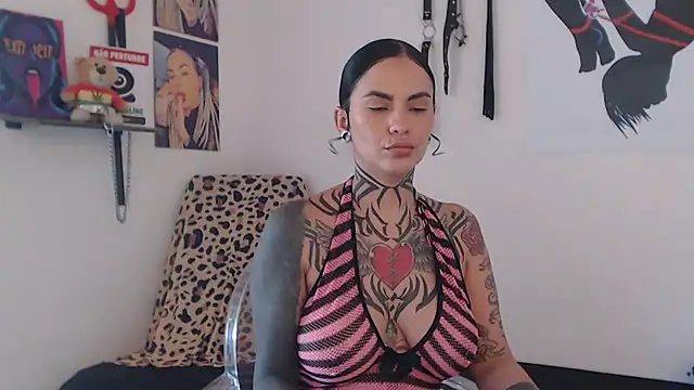 Perola__May Chat XXX in diretta