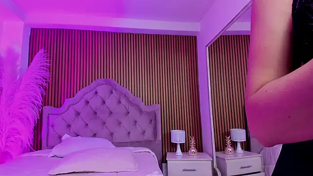 Violett_hott_ 即時 XXX 聊天