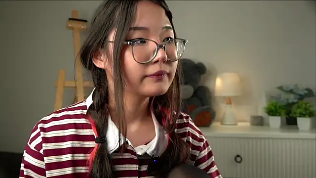 Chat +18 de NelleMihalko ao vivo