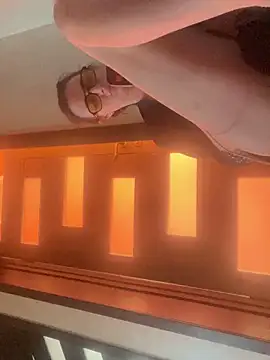 Flossy_Vettie: онлайн-секс-чат