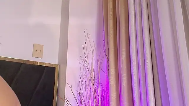 Chat +18 de Christy_Sea ao vivo